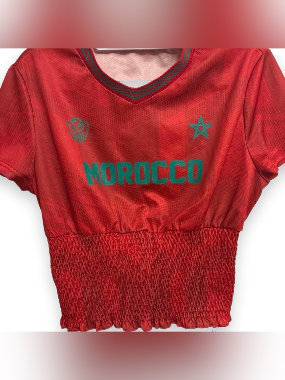 Misguided Morocco Red Women's V-Neck Smocked Crop Top Size L